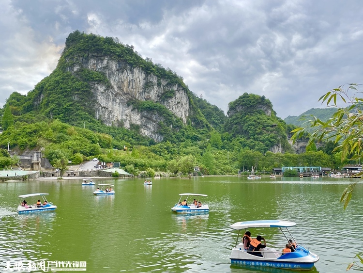 遵义暑期旅游市场“热力”十足