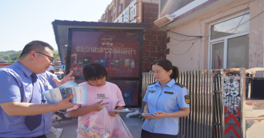 （原創）河北灤平：大篷車在潮河沿岸村莊普法宣講生態美_fororder_灤平首個“全國生態日”法治宣傳392