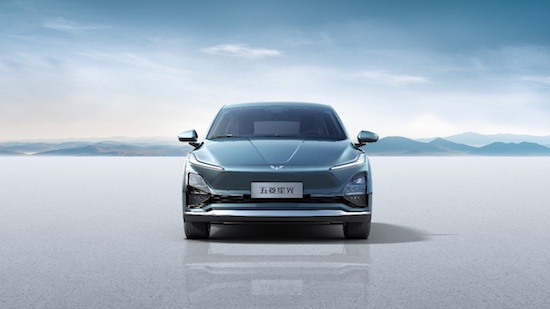 人民的新能源轿车：五菱星光_fororder_image003