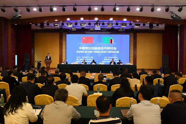 直通使领馆 | 中国驻赞比亚大使杜晓晖 ：全面战略合作伙伴关系擘画中赞发展新蓝图