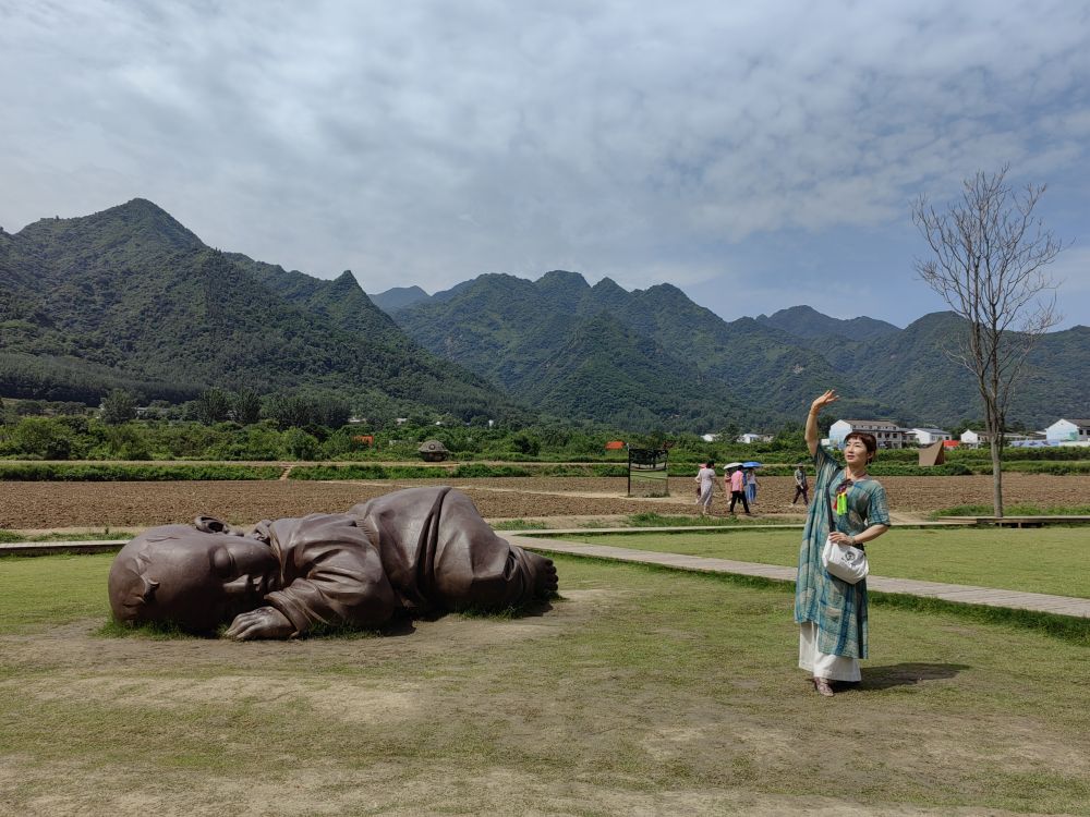 “艺术乡建”让秦岭乡村百姓更富 生态更美