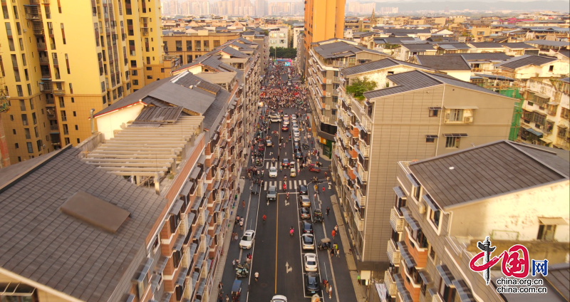 （转载）开街啦！遂宁船山区荣兴街焕新亮相