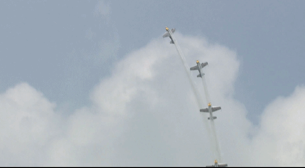 第十届沈阳法库国际飞行大会开幕 上演“天空之舞”