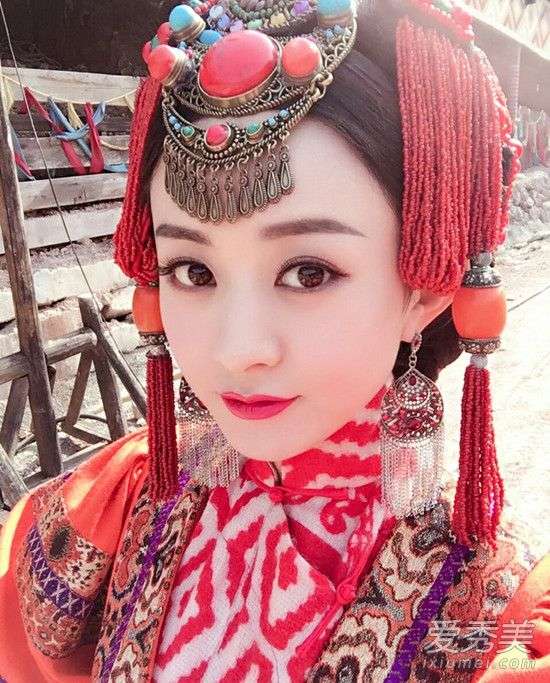 老九门赵丽颖披嫁衣了 即使是幻境新娘造型也超美