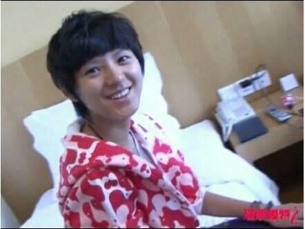 大逆袭！王思聪前女友旧照曝光惊呆网友