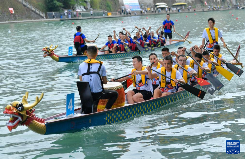 全民健身——湖北宣恩举办“水上运动会”