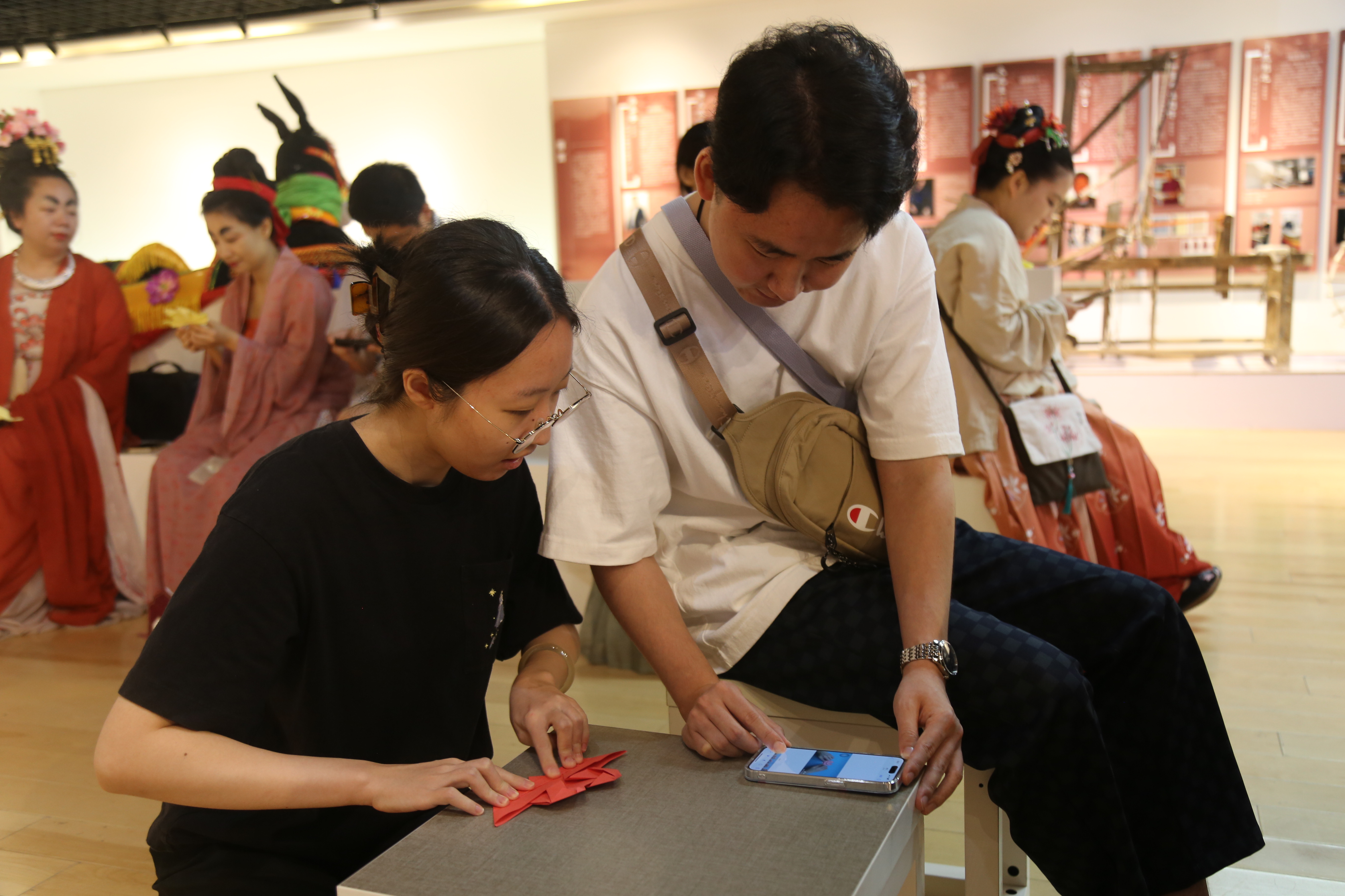 石家庄市新华区：多彩活动迎“七夕”_fororder_微信图片_20230822142326