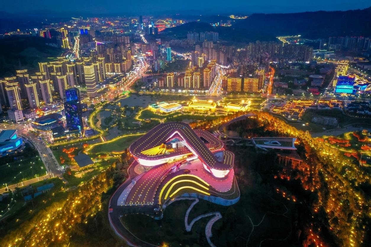 （转载）长江首城：山水形胜与人文风韵交相辉映