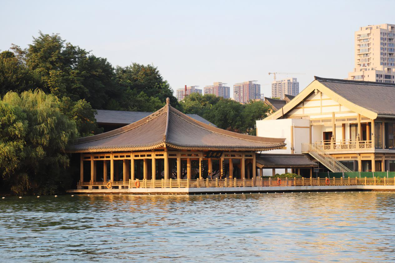 【Charming陕西】曲江池遗址公园：画中游园 徜徉千年古韵的文化之旅_fororder_图片8