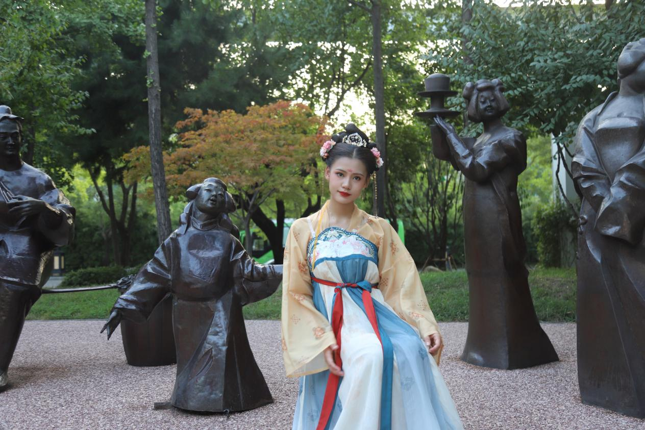 【Charming陕西】曲江池遗址公园：画中游园 徜徉千年古韵的文化之旅_fororder_图片10