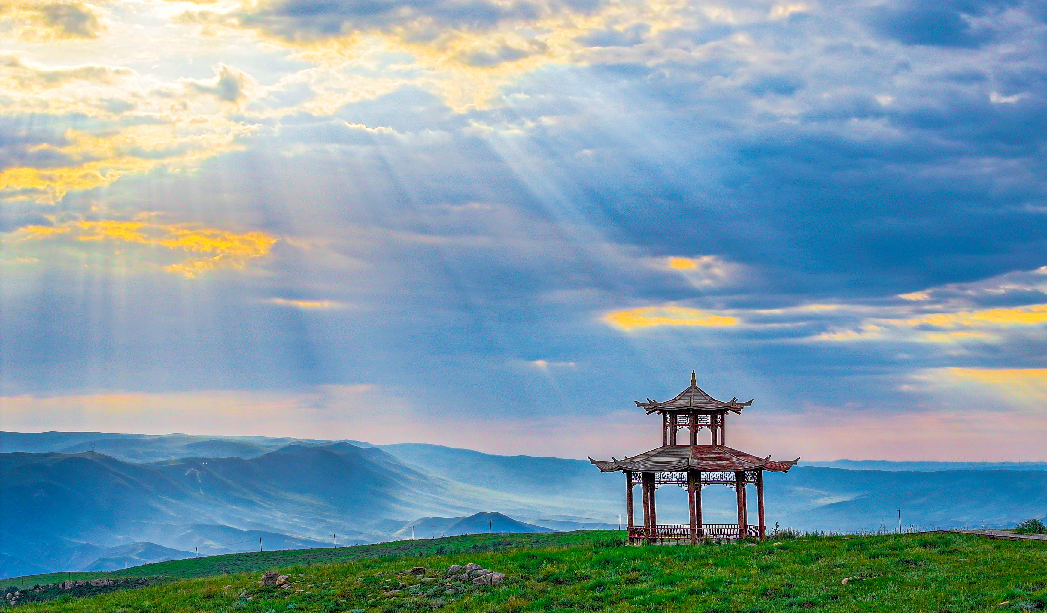 青山绿水看内蒙古丨大青山前坡“生态绿带”美景如画_fororder_DJI_20230815175808_0027_D