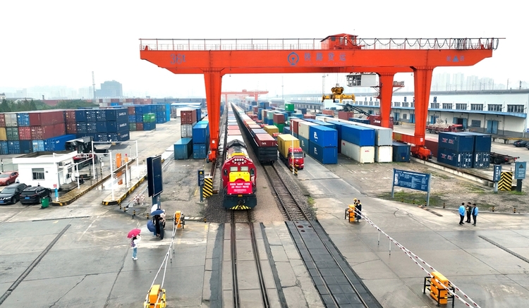 中歐班列(合肥)首次通過“鐵路快通”模式出境_fororder_微信圖片_20230922154757