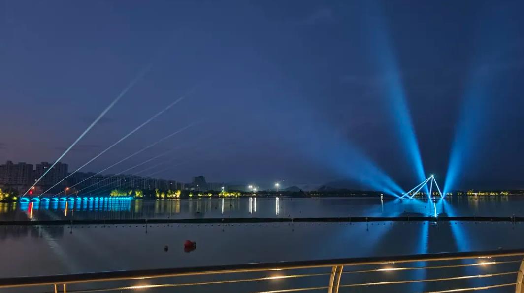 炫！金华湖海塘公园如梦似幻_fororder_微信截图_20230825103743