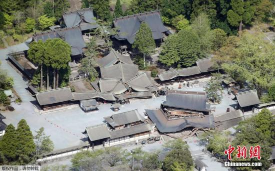 熊本地震中受灾寺院及神社成建筑修复“活教材”