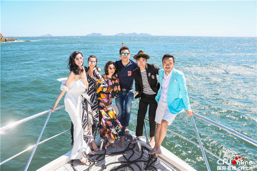 《我們來了》孫楊突降遊艇 遭劉嘉玲趙雅芝“哄搶”