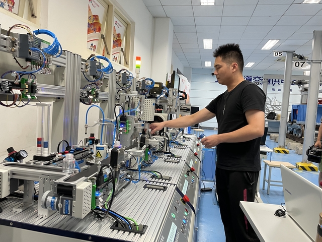 发挥竞赛引领作用，助推技能人才培养 第二届全国技能大赛赛前预热采访活动 继续走进职业院校_fororder_6