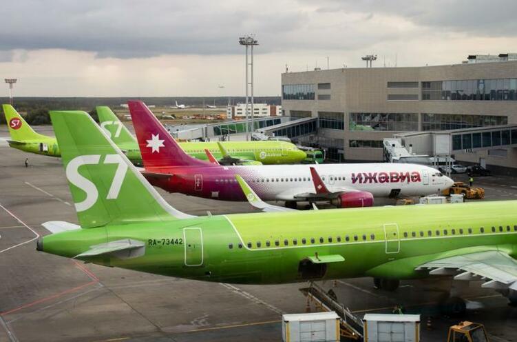 俄媒：莫斯科伏努科沃机场与多莫杰多沃机场暂停航班起降