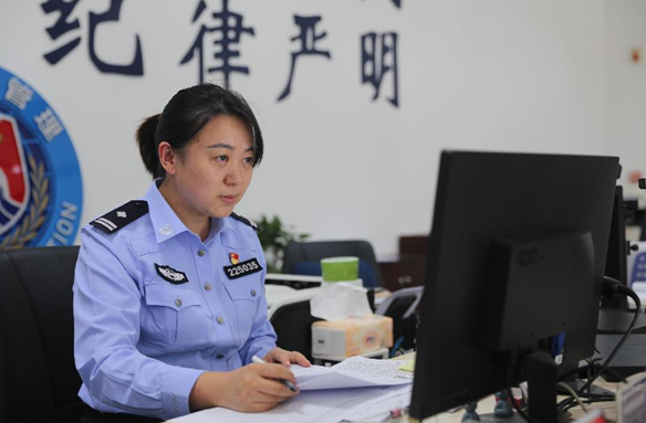 重慶石柱縣公安局出入境民警馬瓏源:堅守國門護穩定 溫情服務暖民心_fororder_微信圖片_20230925163240