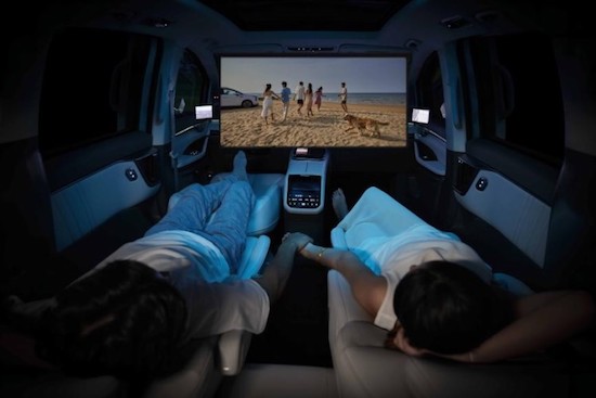 上汽大通MAXUS“大家庭豪华电动MPV”大家7成都车展全球首发亮相_fororder_image004