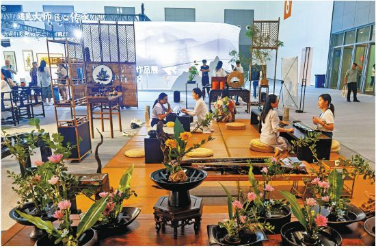 花样百出 “热”力十足 盘点最火暑期旅游方式