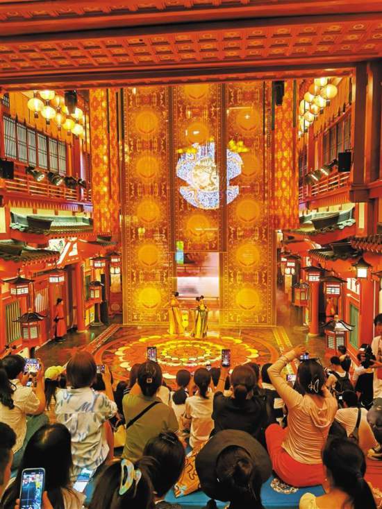 花样百出 “热”力十足 盘点最火暑期旅游方式