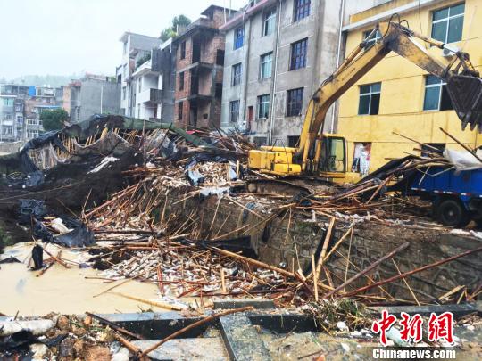 “莫兰蒂”带来强降雨 福建古田1人死亡1人失踪