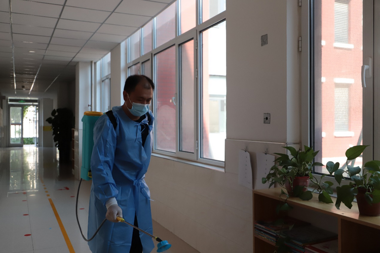 河北省青县：精心做准备 欣然迎开学_fororder_图片2