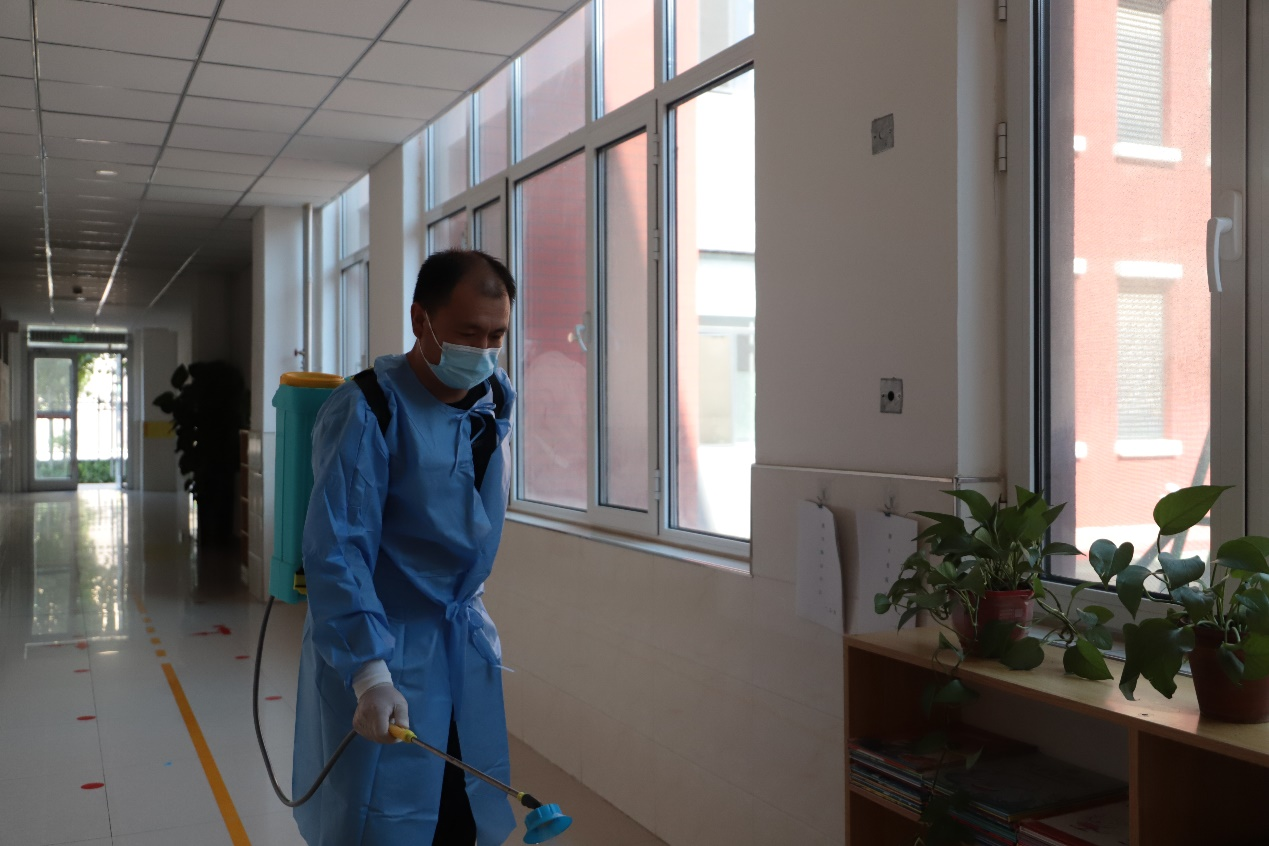 河北省青县：精心做准备 欣然迎开学_fororder_图片2