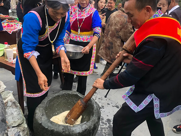 农历八月过新年 尔苏藏族欢度环山鸡节_fororder_尔苏藏族欢庆环山鸡节-供图-石棉县委宣传部