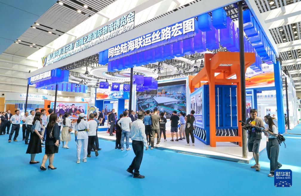 第八届中国（连云港）丝绸之路国际物流博览会开幕