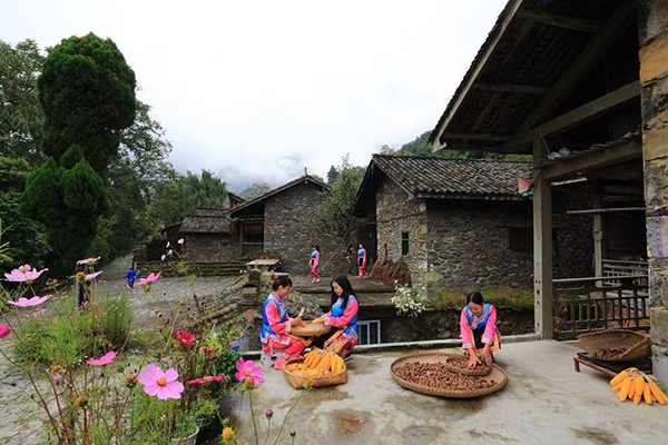 民族团结藏堡秀 雅安市石棉县蟹螺堡子风景秀丽美如画_fororder_藏堡花开-供图-石棉县委宣传部