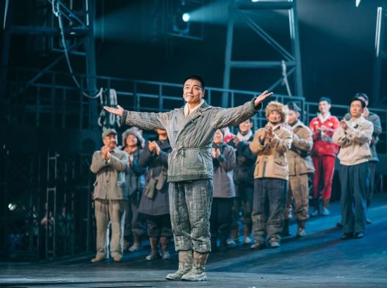 話劇《鐵人——國家的戰士》9月1日在大慶歌舞劇院精彩巨獻