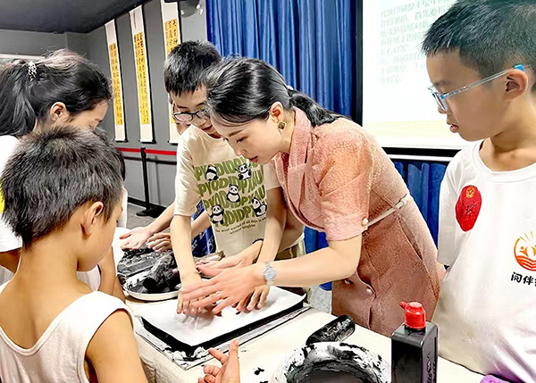 德阳绵竹年画村：“非遗”研学游 助力年画文化“火出圈”_fororder_微信图片_20230901103347