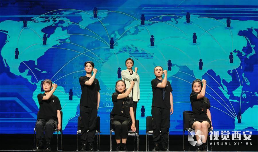 五湖四海“艺术之花”绽放西安 全国优秀小戏小品展演新意十足