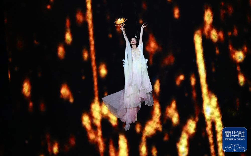 杭州亚运会闭幕式举行