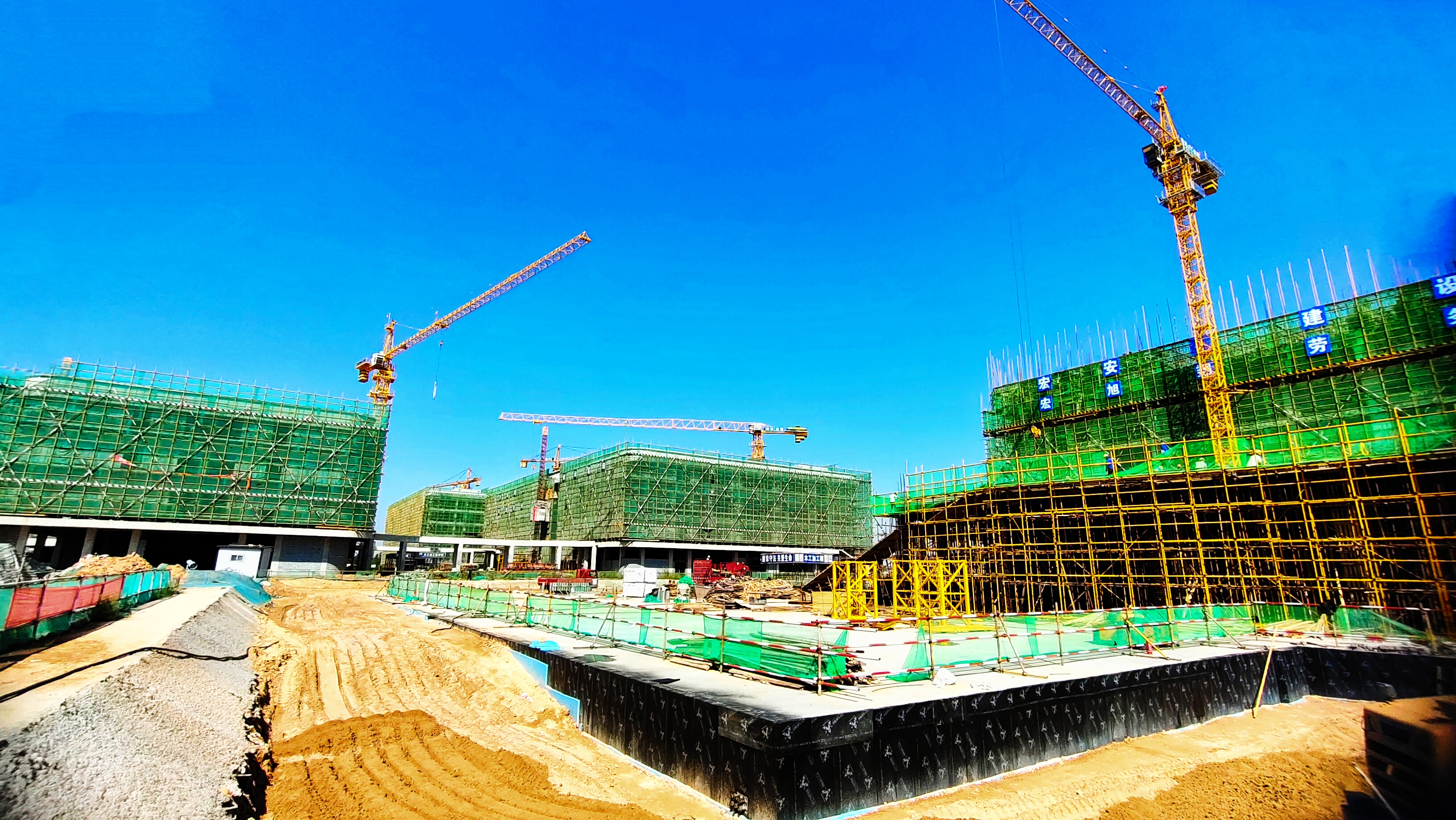 横山：加快推进学校项目建设 促进教育高质量发展_fororder_图片1