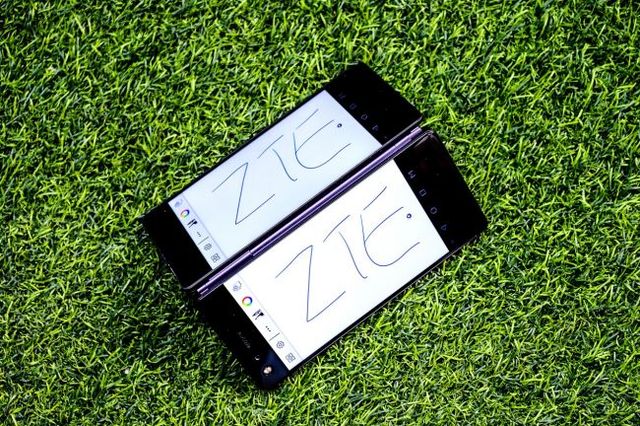 手机未来看折叠 折叠屏未来靠中兴手机