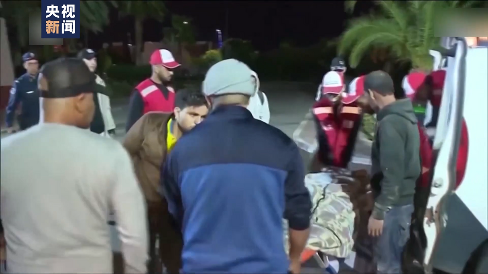 为生命接力 摩洛哥居民和游客积极为伤员献血