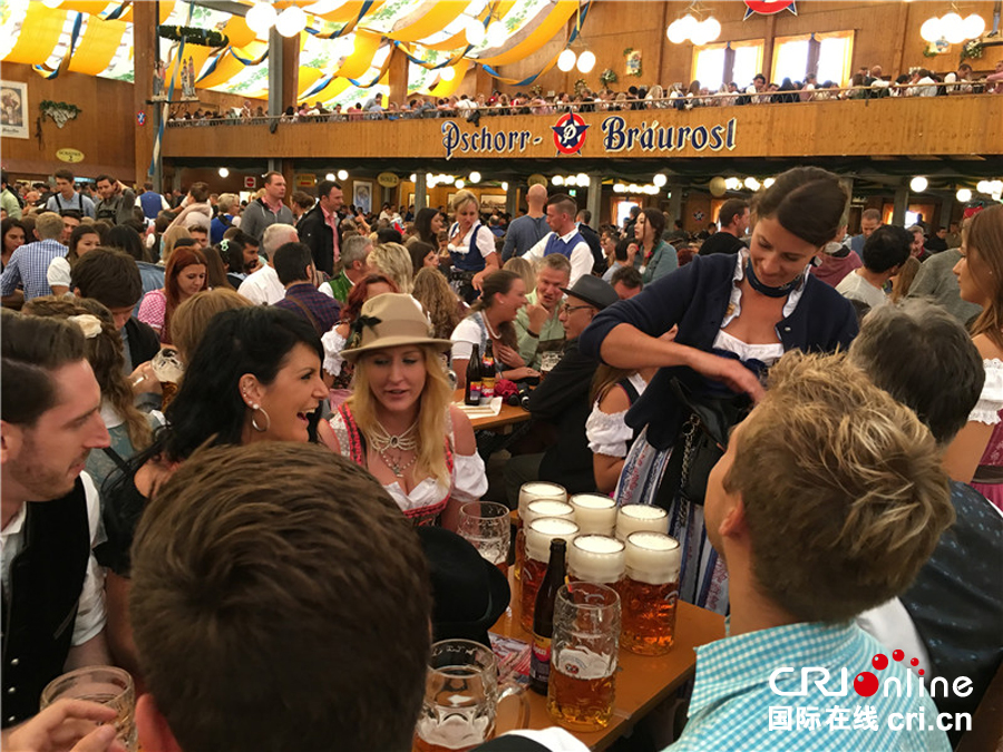 第183届德国慕尼黑啤酒节开幕(组图)
