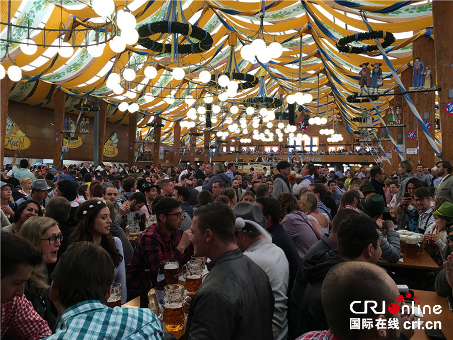 第183届德国慕尼黑啤酒节开幕(组图)