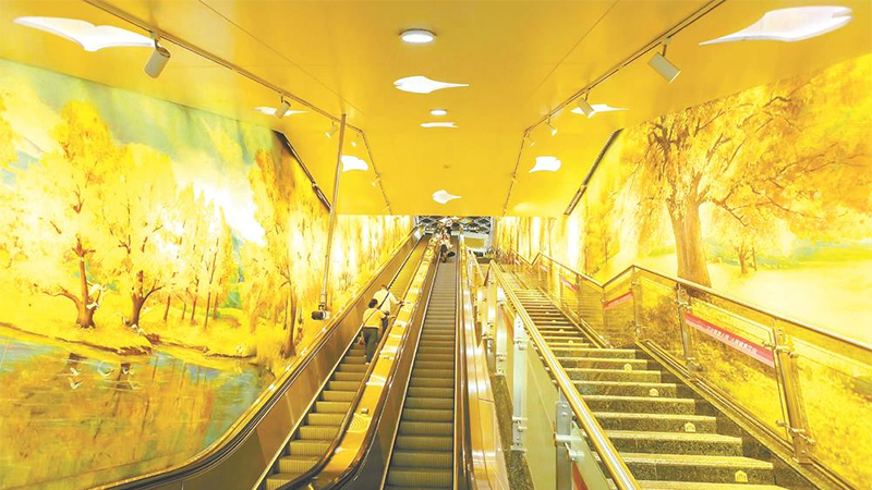 （转载）地铁站开启“赏秋”模式 金色银杏 浪漫满怀_fororder_未标题-1