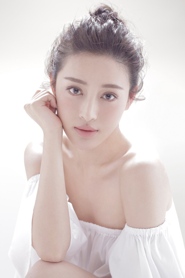 甘婷婷三部大IP劇殺青 上演唯美古裝秀