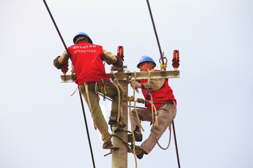 (修改中)【聚焦吉林(标题)】【天下粮仓(图+标题+摘要)】【移动版(列表)】吉林省:电引活水来 “井井通电”工程惠泽民生 (修改中)【聚焦吉林(标题)】【天下粮仓(图+标题+摘要)】【移动版(列表)】吉林省:电引活水来 “井井通电”工程惠泽民生