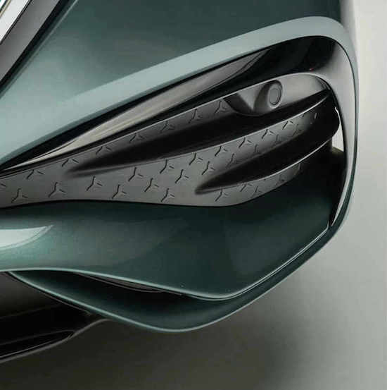 全新奔驰E级标准轴距版中国香港首发_fororder_image003