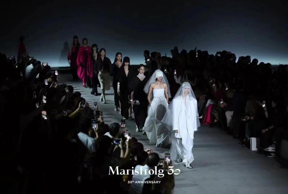 S/S 2024深圳时装周春夏系列开幕首秀上演