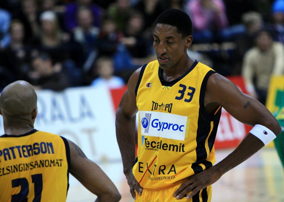 NBA破产天王:AI买不起汉堡 沃克亿元不够赔 NBA破产天王:AI买不起汉堡 沃克亿元不够赔