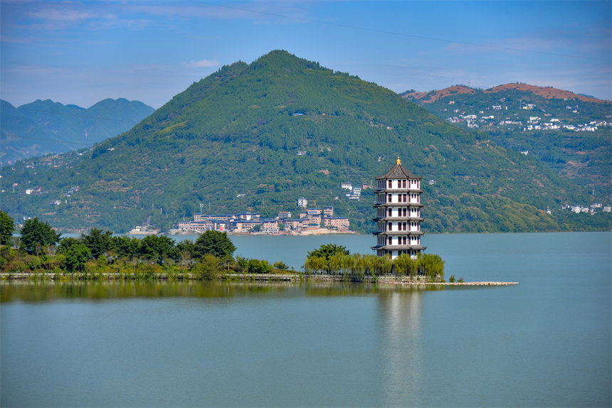 重庆万州:再现高峡平湖美景-国际在线