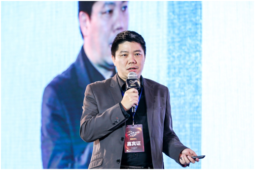 车置宝CEO黄乐荣获江苏省2017年度互联网十大“新锐人物”大奖