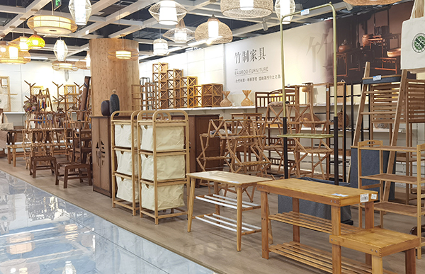 “以竹代塑”标准化工作推进会在宜宾兴文县召开_fororder_“以竹代塑”产品展示-摄影-高学兵