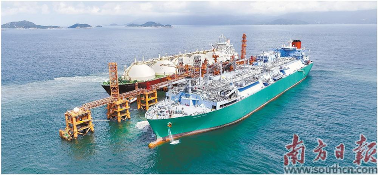 世界最大海上液化天然气接收站正式投产 为大湾区“加油提气”_fororder_微信图片_20230922141016